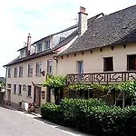 Le Relais Du Coustoubi ホテル Campouriez