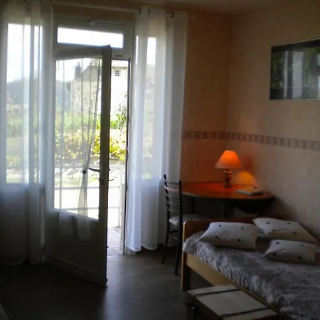 Le Relais Du Coustoubi Hotel 2*