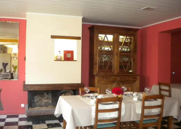 Le Relais Du Coustoubi ホテル 2*