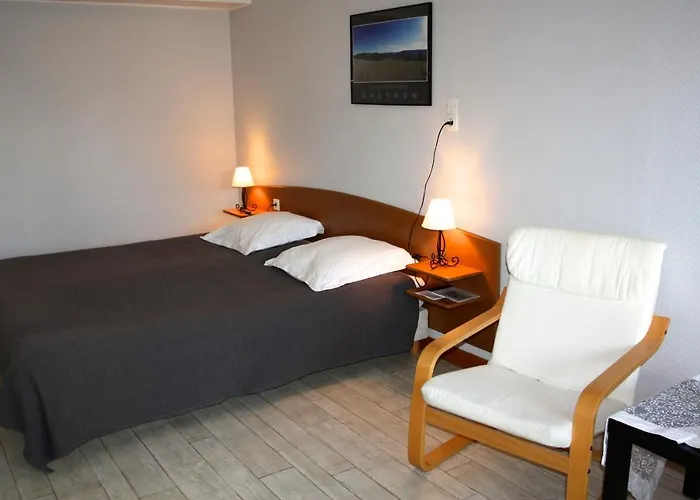 Le Relais Du Coustoubi ホテル 2*